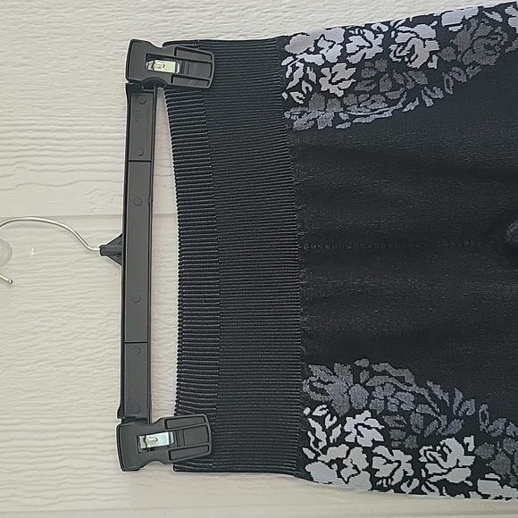 Fabletics Leggings - Picture 5 of 6